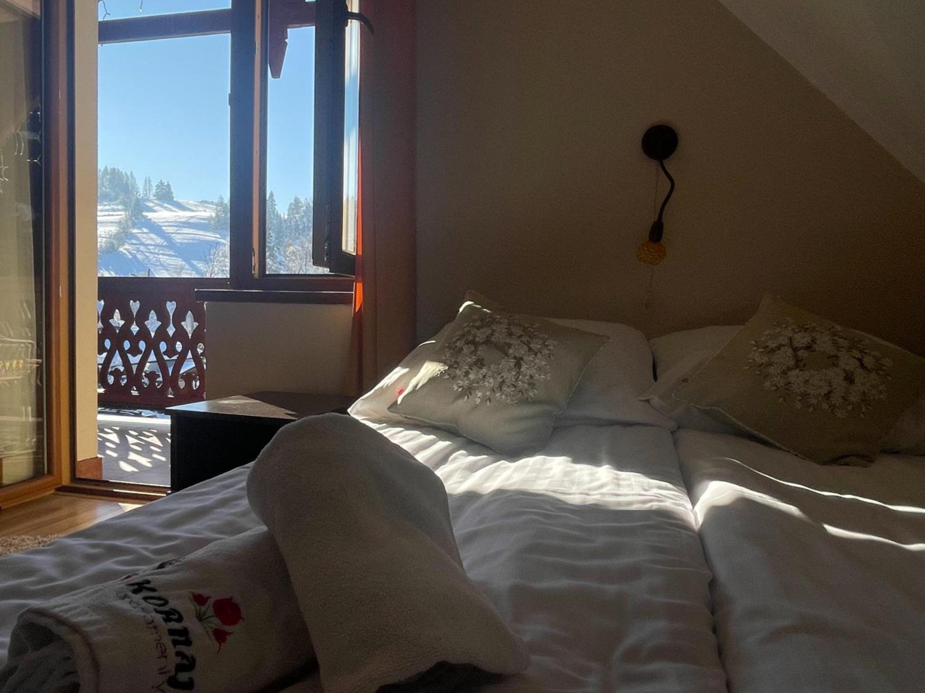 Apartamenty Kornaje Шчавница Екстериор снимка